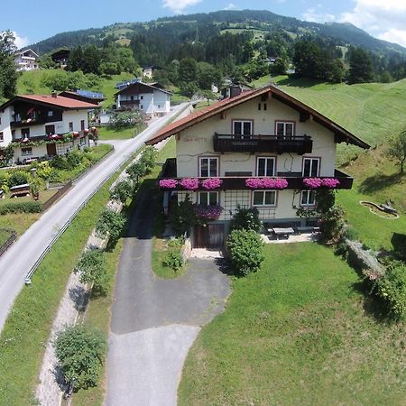 Wonderful Apartment In Hopfgarten Im Brixental With Parking Exteriör bild